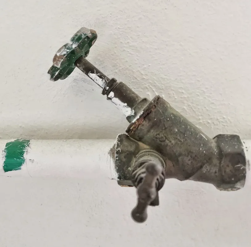 water-leak-repairs-near-me